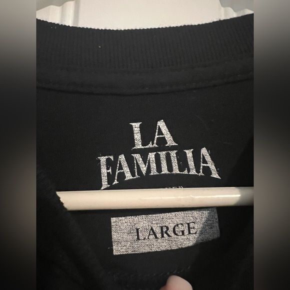 La Familia Spellout Rose Graphic Long Sleeve Tee - Picture 5 of 5